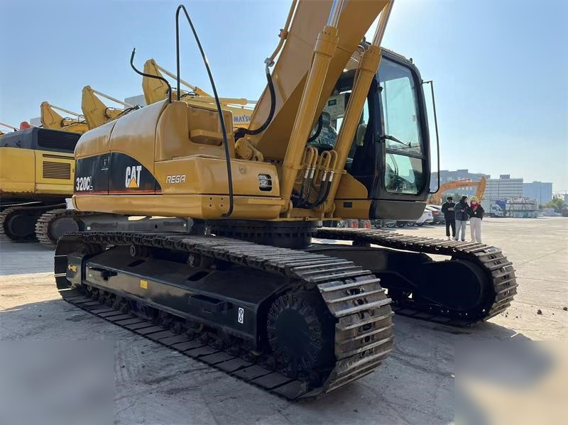 CATERPILLAR 320CL - Ekskavator perayap: gambar 4 CATERPILLAR 320CL - Ekskavator perayap: gambar 4