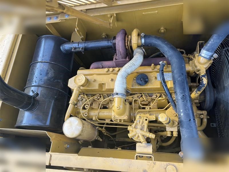 CATERPILLAR 320CL - Ekskavator perayap: gambar 5 CATERPILLAR 320CL - Ekskavator perayap: gambar 5