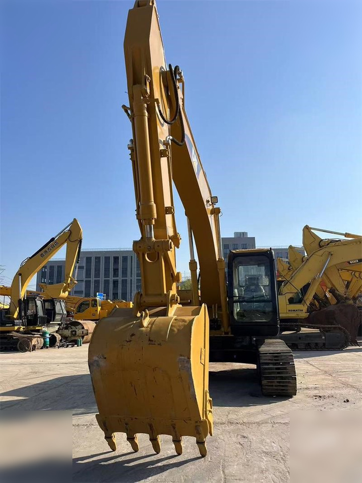 CATERPILLAR 320CL - Ekskavator perayap: gambar 3 CATERPILLAR 320CL - Ekskavator perayap: gambar 3
