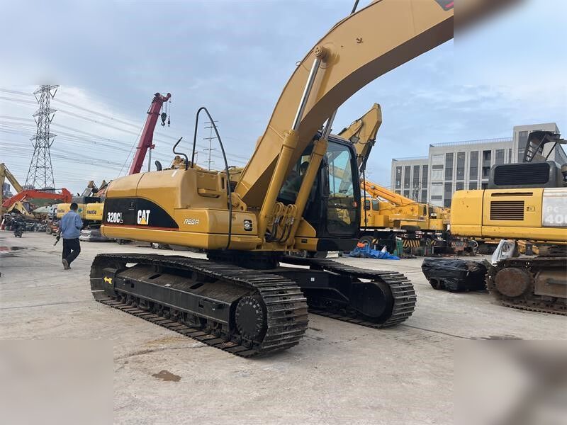 CATERPILLAR 320CL - Ekskavator perayap: gambar 3 CATERPILLAR 320CL - Ekskavator perayap: gambar 3