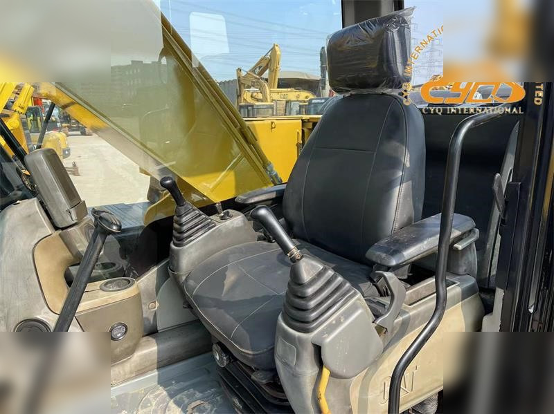 CATERPILLAR 320D - Ekskavator perayap: gambar 5 CATERPILLAR 320D - Ekskavator perayap: gambar 5