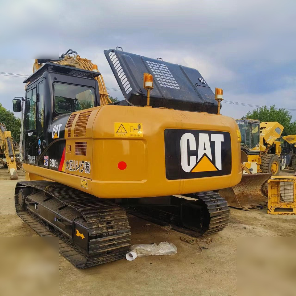 CATERPILLAR 320D2 - Ekskavator perayap: gambar 4 CATERPILLAR 320D2 - Ekskavator perayap: gambar 4