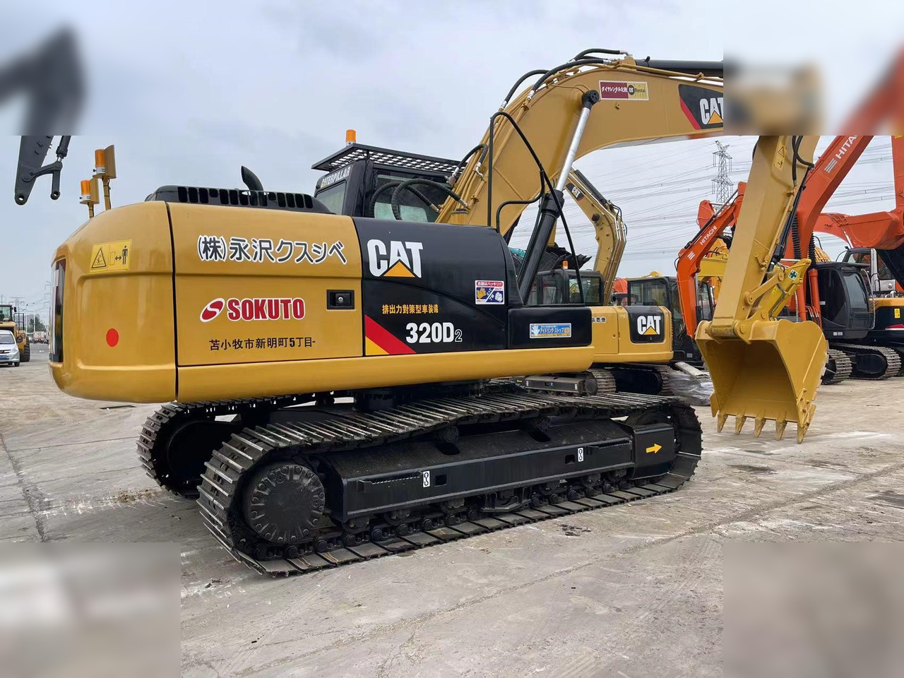 CATERPILLAR 320D2 - Ekskavator perayap: gambar 2 CATERPILLAR 320D2 - Ekskavator perayap: gambar 2