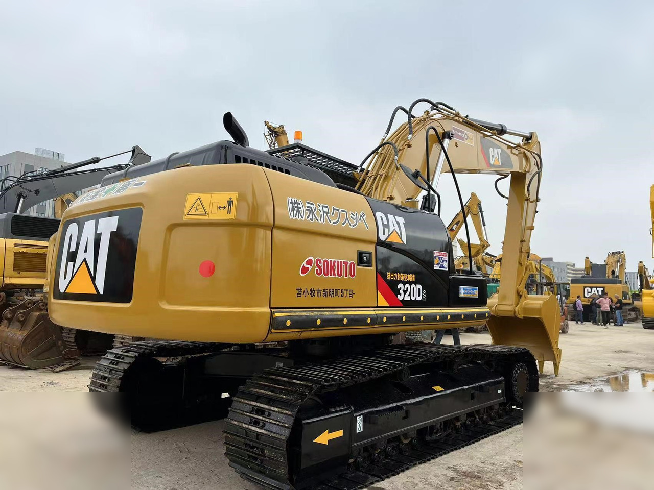 CATERPILLAR 320D2 - Ekskavator perayap: gambar 3 CATERPILLAR 320D2 - Ekskavator perayap: gambar 3