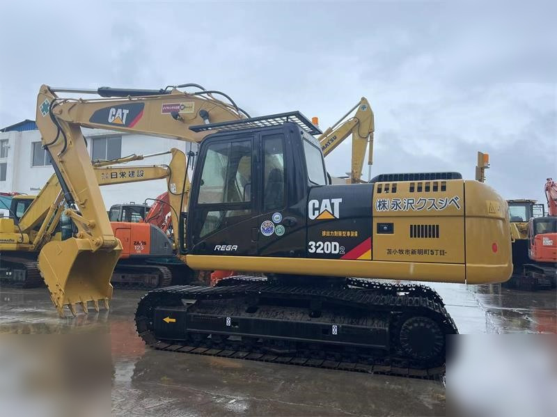 CATERPILLAR 320D2 - Ekskavator perayap: gambar 1 CATERPILLAR 320D2 - Ekskavator perayap: gambar 1