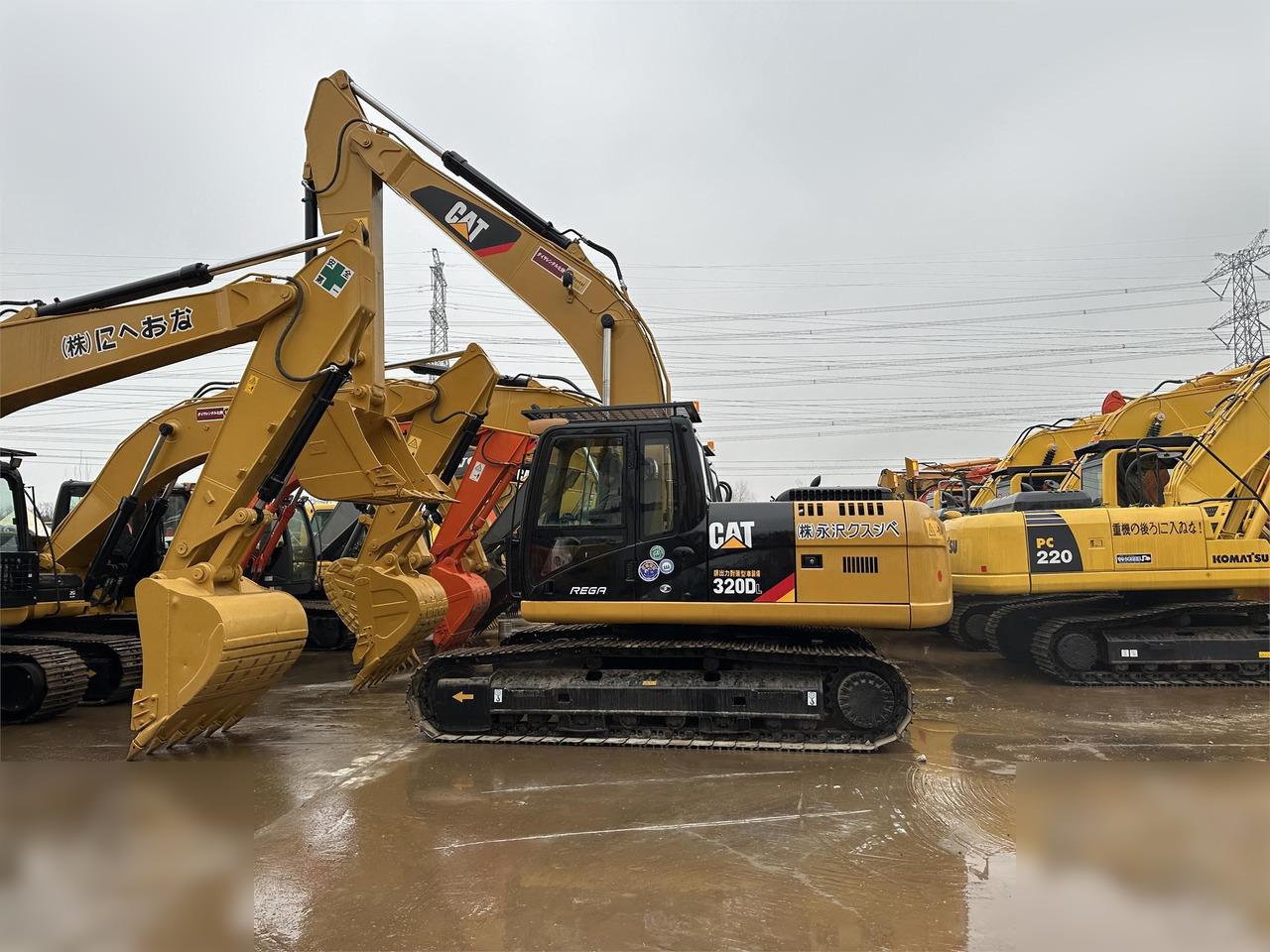 CATERPILLAR 320DL - Ekskavator perayap: gambar 1 CATERPILLAR 320DL - Ekskavator perayap: gambar 1
