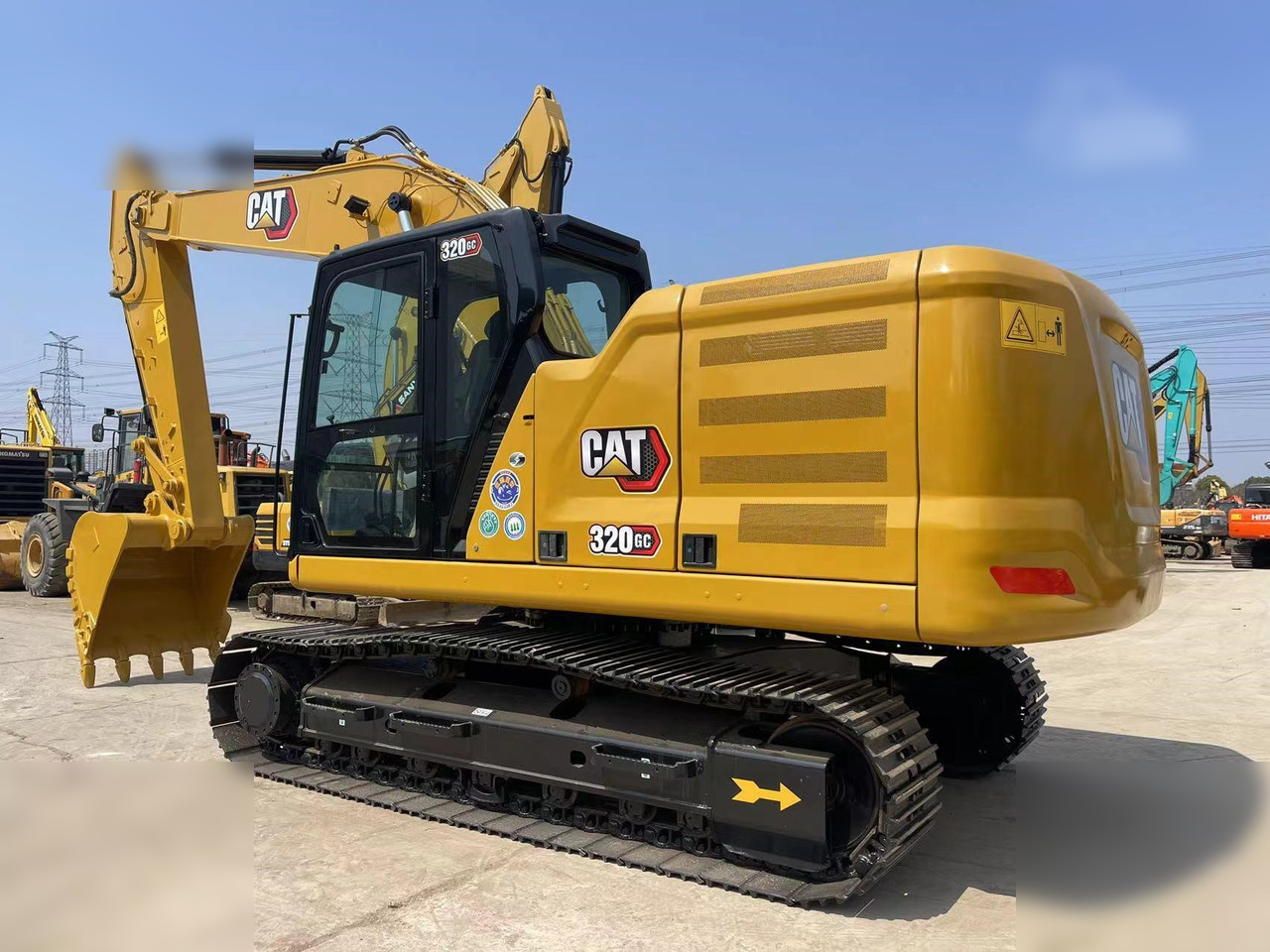 CATERPILLAR 320GC - Ekskavator perayap: gambar 4 CATERPILLAR 320GC - Ekskavator perayap: gambar 4