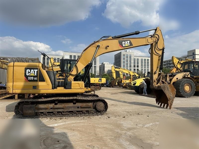 CATERPILLAR 320GC - Ekskavator perayap: gambar 2 CATERPILLAR 320GC - Ekskavator perayap: gambar 2