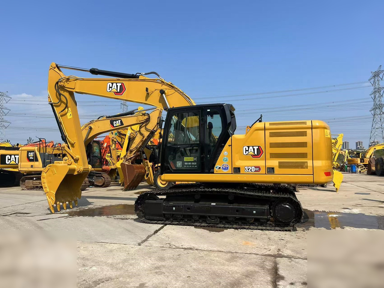 CATERPILLAR 320GC - Ekskavator perayap: gambar 1 CATERPILLAR 320GC - Ekskavator perayap: gambar 1