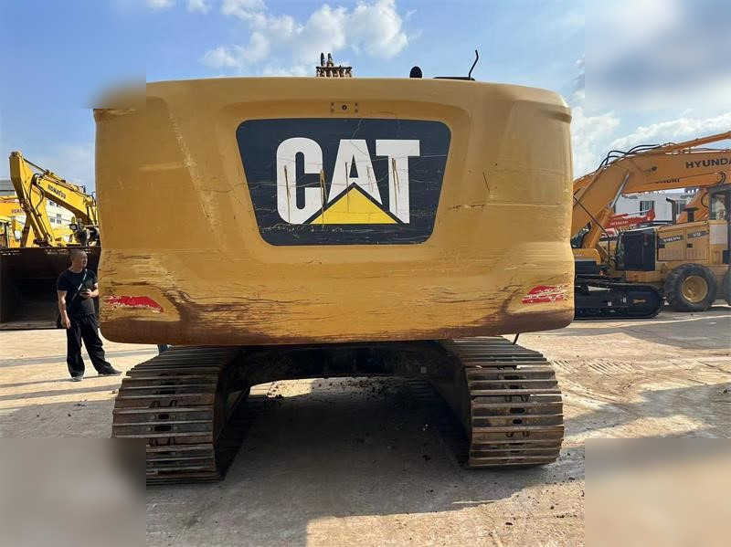 CATERPILLAR 320GC - Ekskavator perayap: gambar 3 CATERPILLAR 320GC - Ekskavator perayap: gambar 3