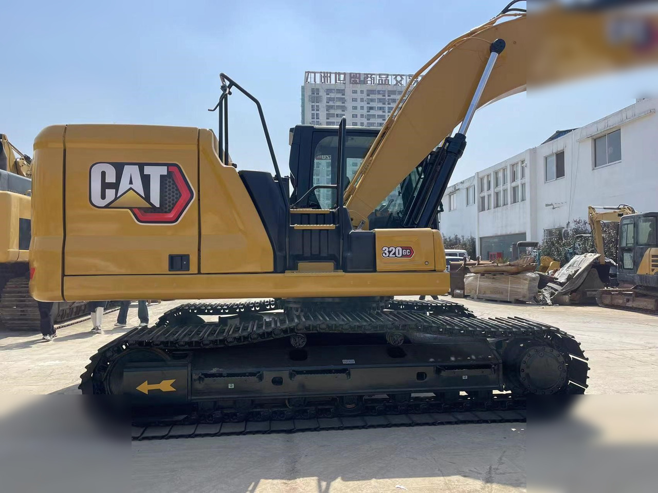 CATERPILLAR 320GC - Ekskavator perayap: gambar 5 CATERPILLAR 320GC - Ekskavator perayap: gambar 5