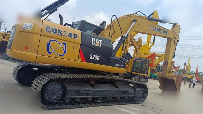 CATERPILLAR 323D - Ekskavator perayap: gambar 1 CATERPILLAR 323D - Ekskavator perayap: gambar 1