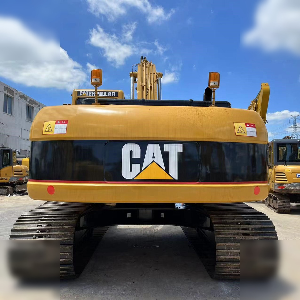 CATERPILLAR 325CL - Ekskavator perayap: gambar 4 CATERPILLAR 325CL - Ekskavator perayap: gambar 4