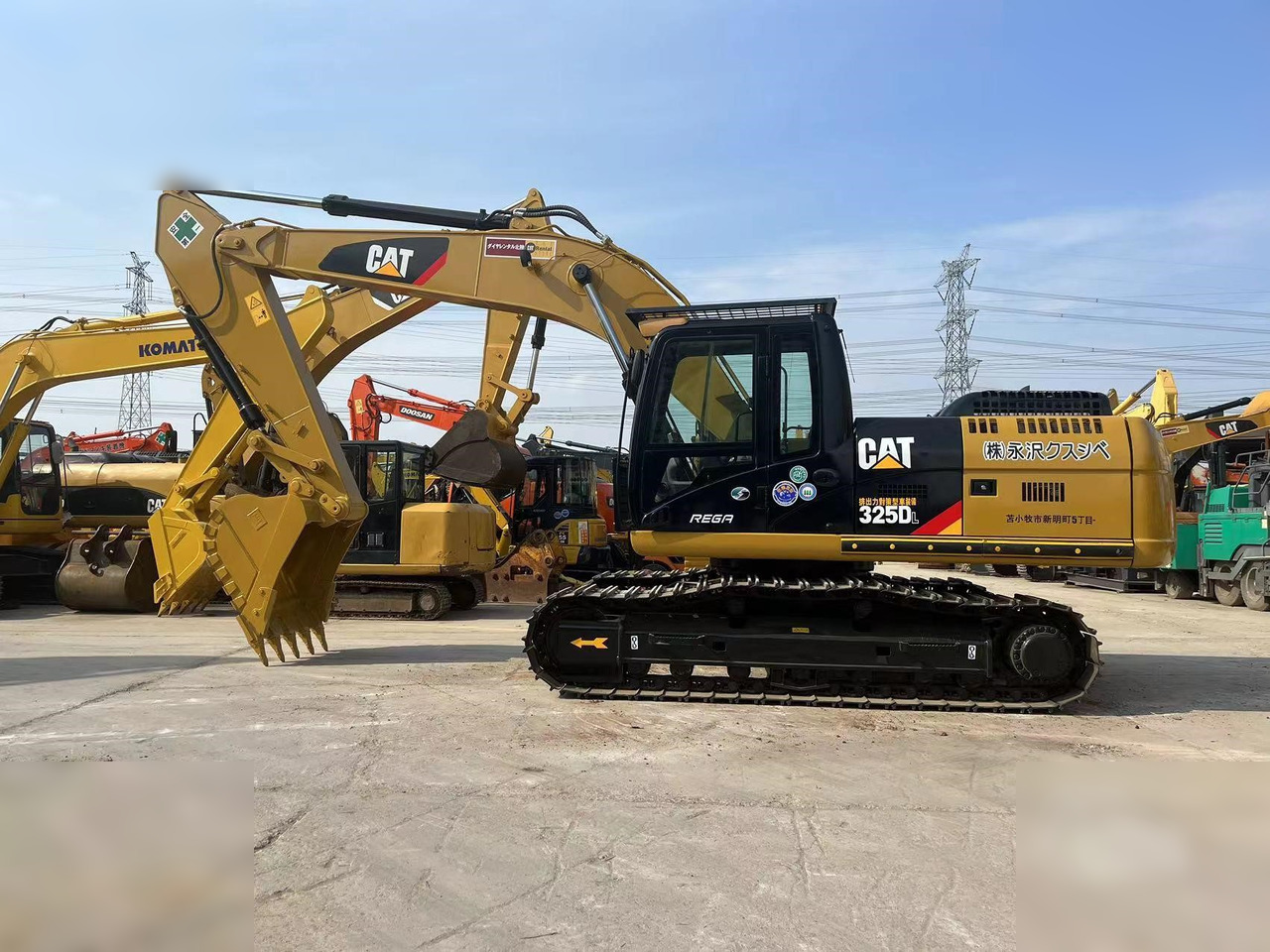 CATERPILLAR 325DL - Ekskavator perayap: gambar 1 CATERPILLAR 325DL - Ekskavator perayap: gambar 1