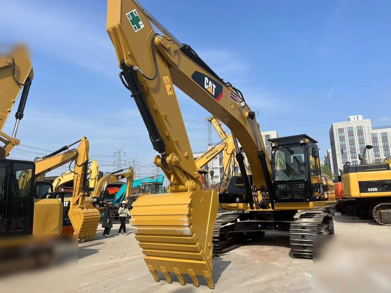 CATERPILLAR 325DL - Ekskavator perayap: gambar 4 CATERPILLAR 325DL - Ekskavator perayap: gambar 4