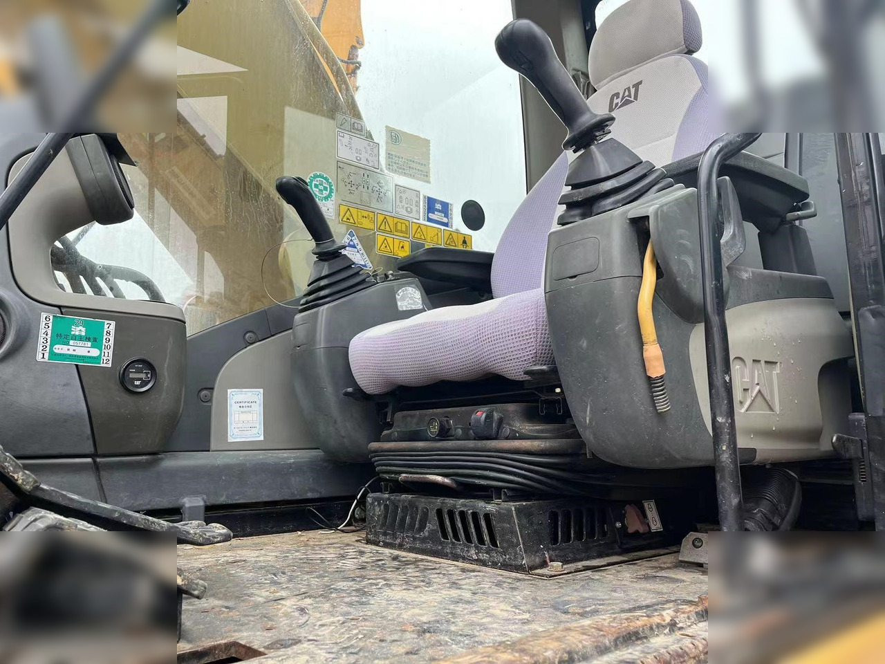 CATERPILLAR 329D - Ekskavator perayap: gambar 3 CATERPILLAR 329D - Ekskavator perayap: gambar 3