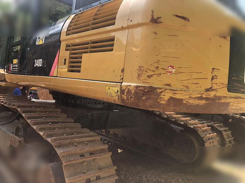 CATERPILLAR 340D2L - Ekskavator perayap: gambar 5 CATERPILLAR 340D2L - Ekskavator perayap: gambar 5