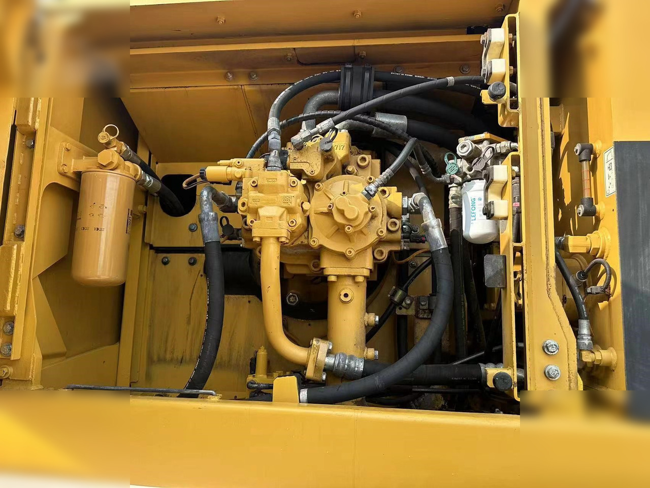 CATERPILLAR 345D - Ekskavator perayap: gambar 5 CATERPILLAR 345D - Ekskavator perayap: gambar 5