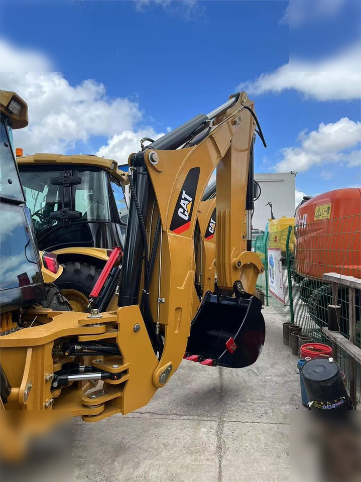 CATERPILLAR 430F2 - Backhoe loader: gambar 3 CATERPILLAR 430F2 - Backhoe loader: gambar 3