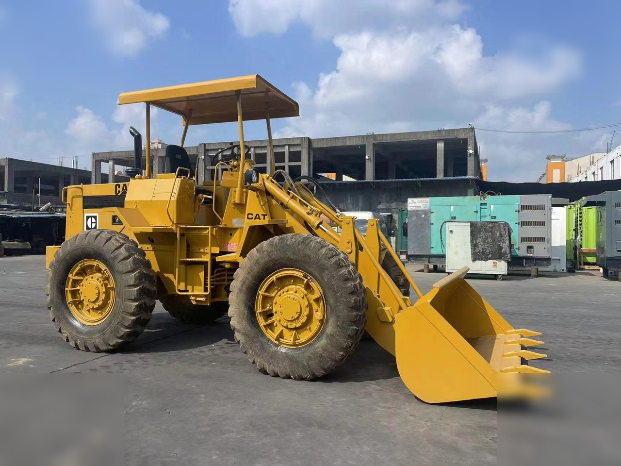 CATERPILLAR 910 - Wheel loader: gambar 2 CATERPILLAR 910 - Wheel loader: gambar 2
