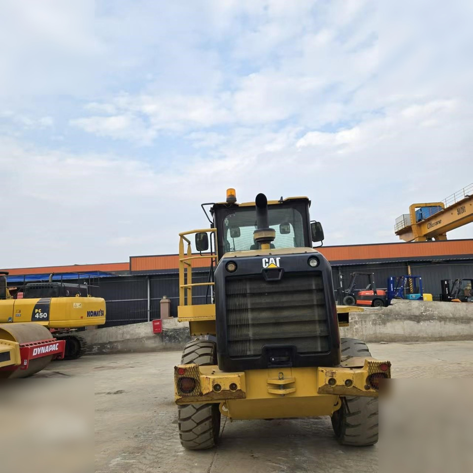 CATERPILLAR 924K - Wheel loader: gambar 3 CATERPILLAR 924K - Wheel loader: gambar 3