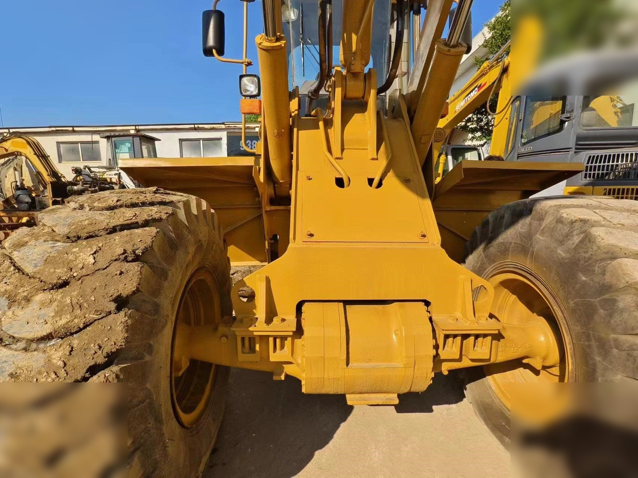 CATERPILLAR 938F - Wheel loader: gambar 5 CATERPILLAR 938F - Wheel loader: gambar 5