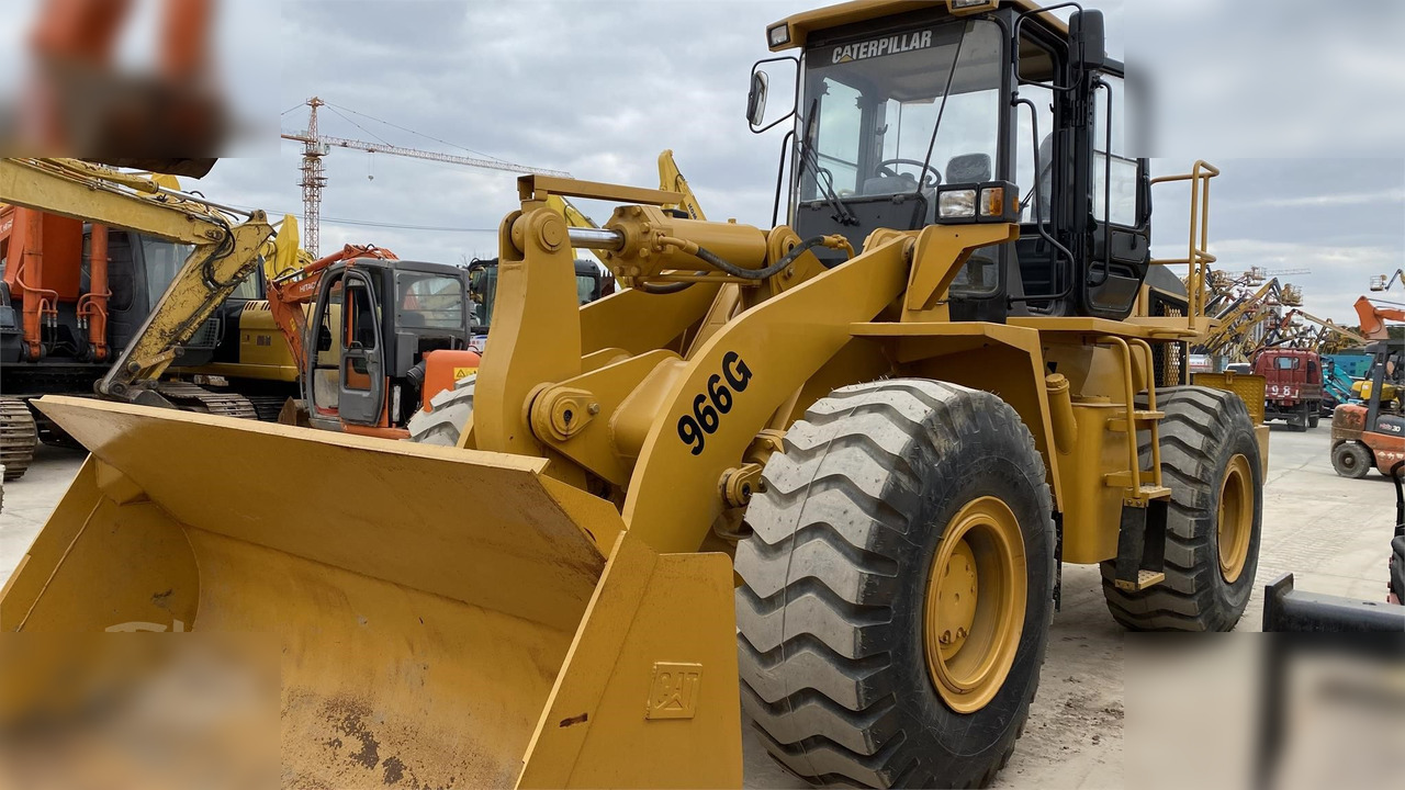 CATERPILLAR 966G - Wheel loader: gambar 2 CATERPILLAR 966G - Wheel loader: gambar 2