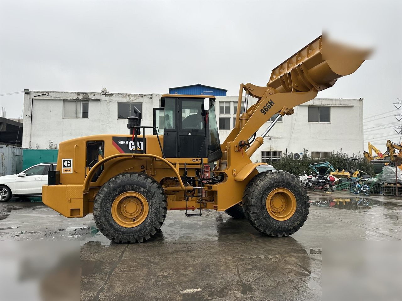 CATERPILLAR 966H - Wheel loader: gambar 1 CATERPILLAR 966H - Wheel loader: gambar 1
