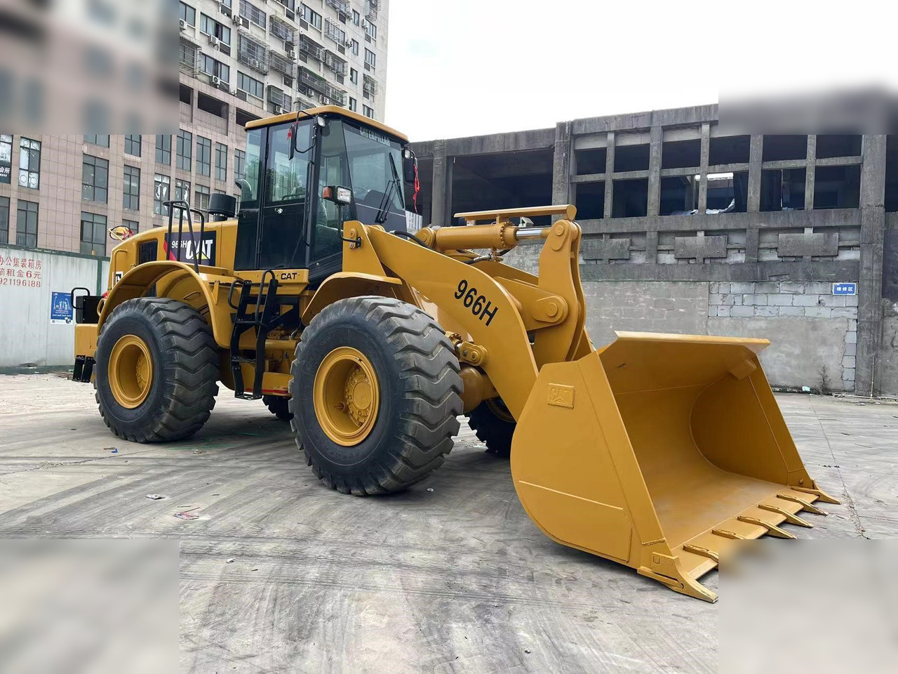 CATERPILLAR 966H - Wheel loader: gambar 3 CATERPILLAR 966H - Wheel loader: gambar 3