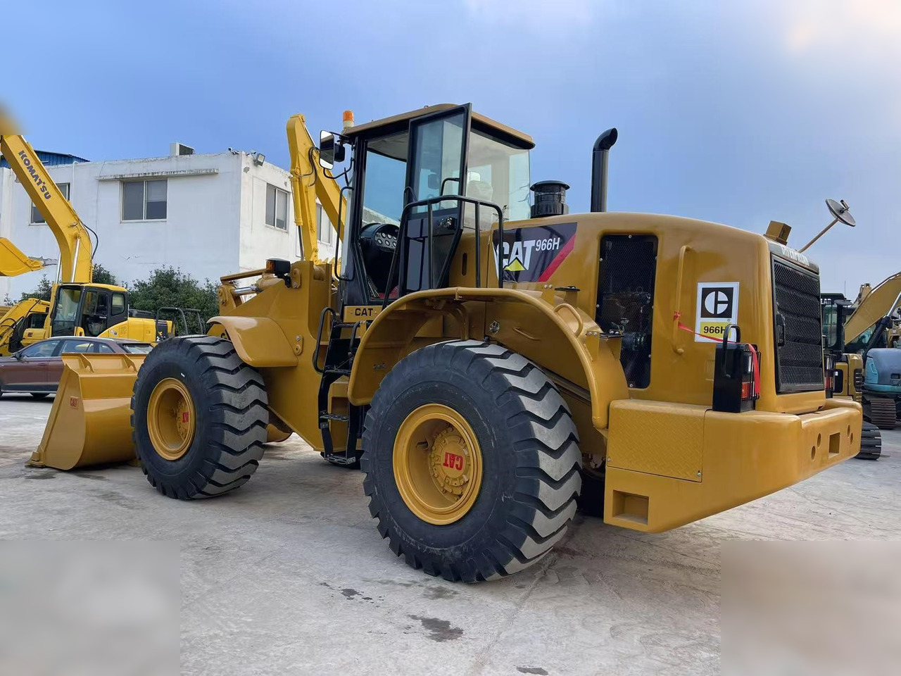 CATERPILLAR 966H - Wheel loader: gambar 5 CATERPILLAR 966H - Wheel loader: gambar 5