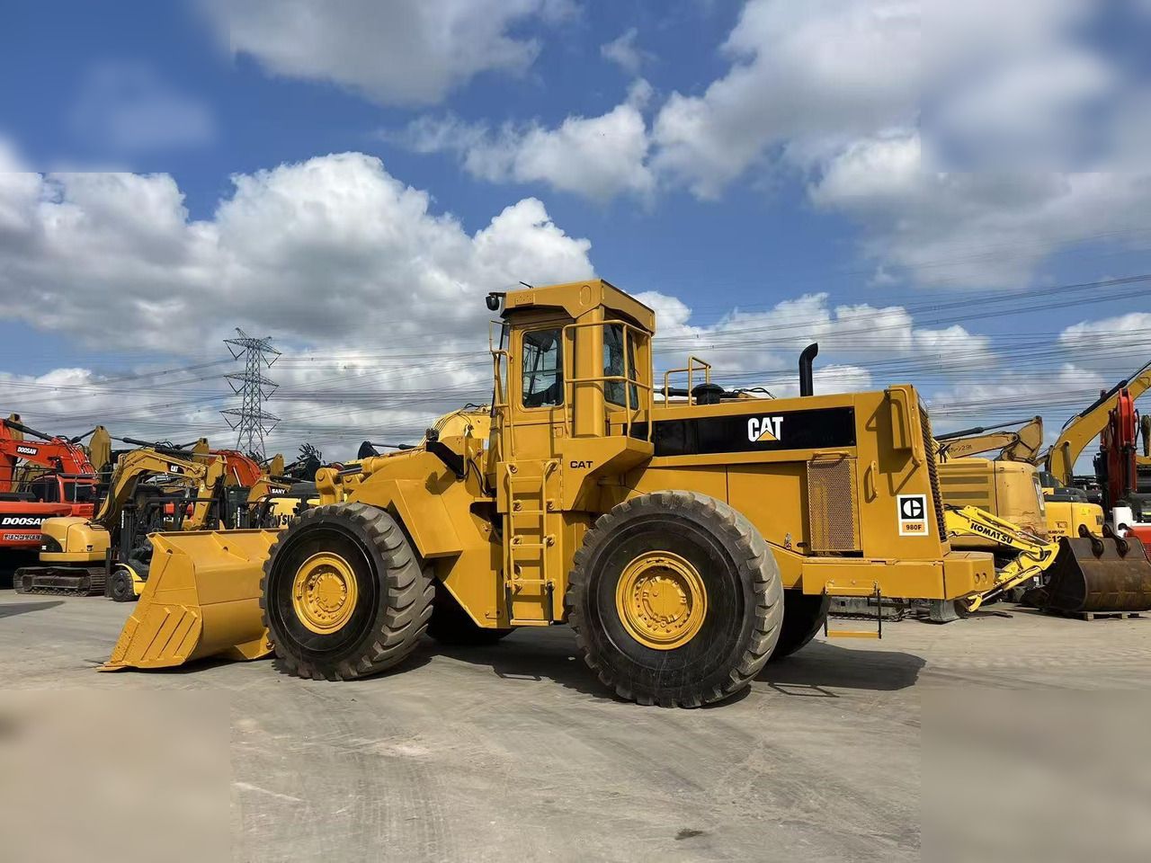 CATERPILLAR 980F - Wheel loader: gambar 1 CATERPILLAR 980F - Wheel loader: gambar 1