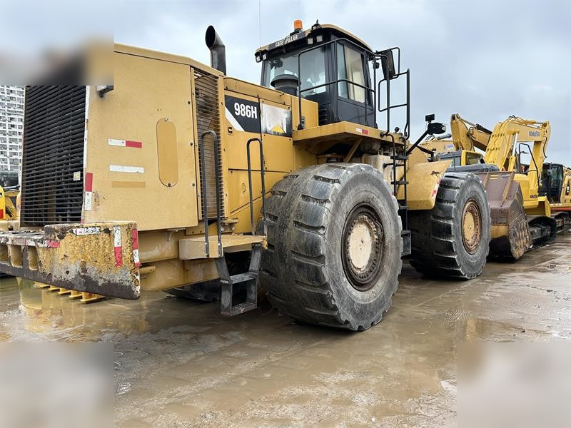 CATERPILLAR 986H - Wheel loader: gambar 1 CATERPILLAR 986H - Wheel loader: gambar 1