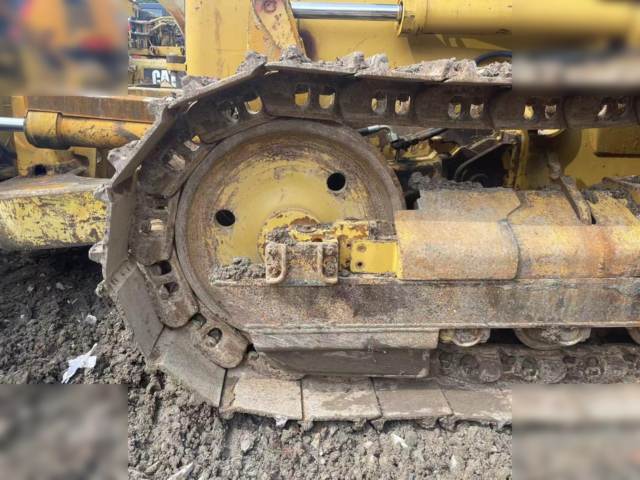 CATERPILLAR D5G XL - Bulldozer: gambar 4 CATERPILLAR D5G XL - Bulldozer: gambar 4