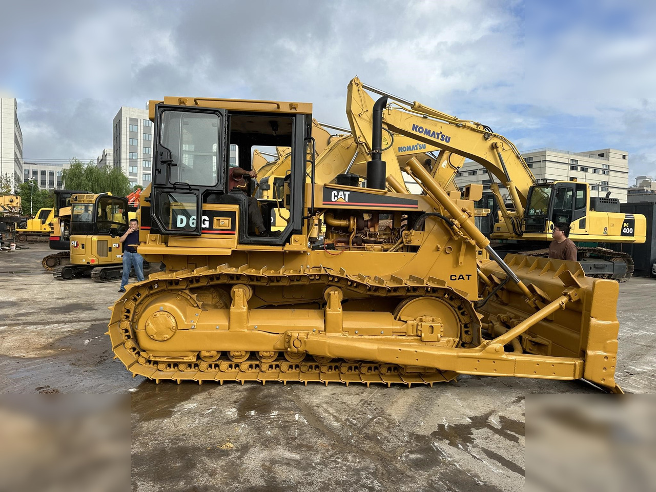 CATERPILLAR D6G - Bulldozer: gambar 1 CATERPILLAR D6G - Bulldozer: gambar 1