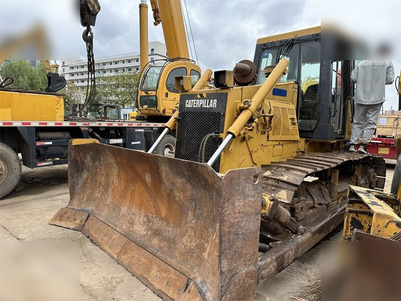 CATERPILLAR D6G2 XL - Bulldozer: gambar 3 CATERPILLAR D6G2 XL - Bulldozer: gambar 3