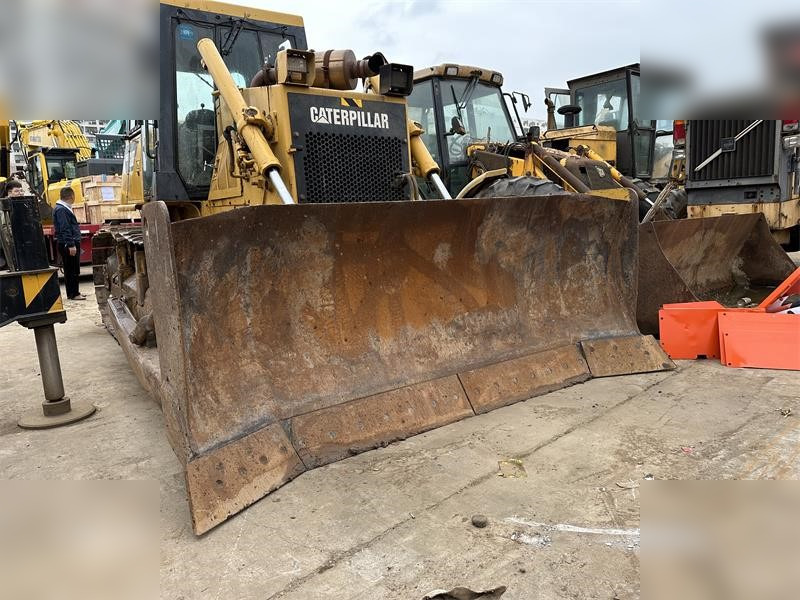 CATERPILLAR D6G2 XL - Bulldozer: gambar 2 CATERPILLAR D6G2 XL - Bulldozer: gambar 2