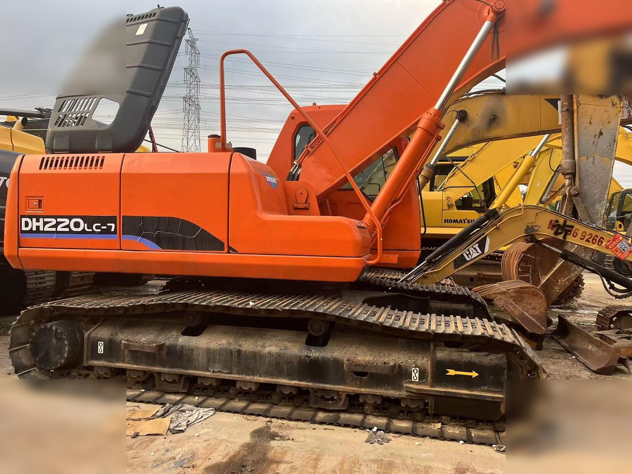 DOOSAN DH220 LC-7 - Ekskavator perayap: gambar 4 DOOSAN DH220 LC-7 - Ekskavator perayap: gambar 4