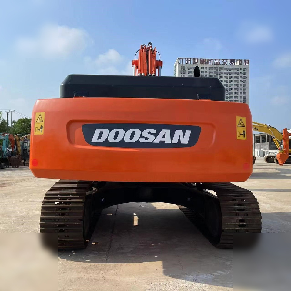 DOOSAN DH300 LC-7 - Ekskavator perayap: gambar 3 DOOSAN DH300 LC-7 - Ekskavator perayap: gambar 3