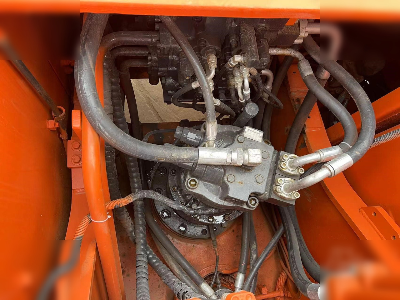 DOOSAN DX225 LC - Ekskavator perayap: gambar 5 DOOSAN DX225 LC - Ekskavator perayap: gambar 5
