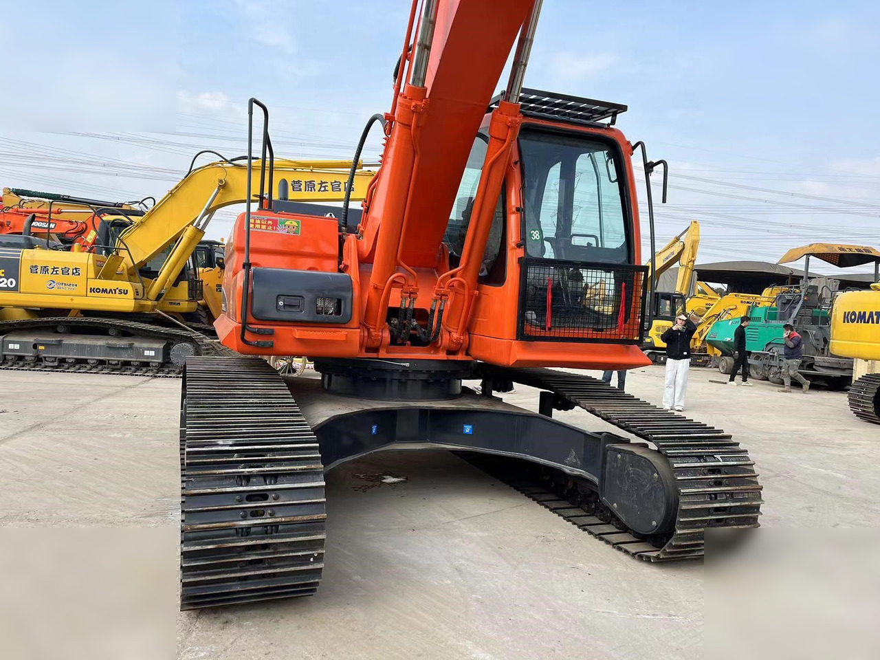 DOOSAN DX300 LC-9C - Ekskavator perayap: gambar 4 DOOSAN DX300 LC-9C - Ekskavator perayap: gambar 4