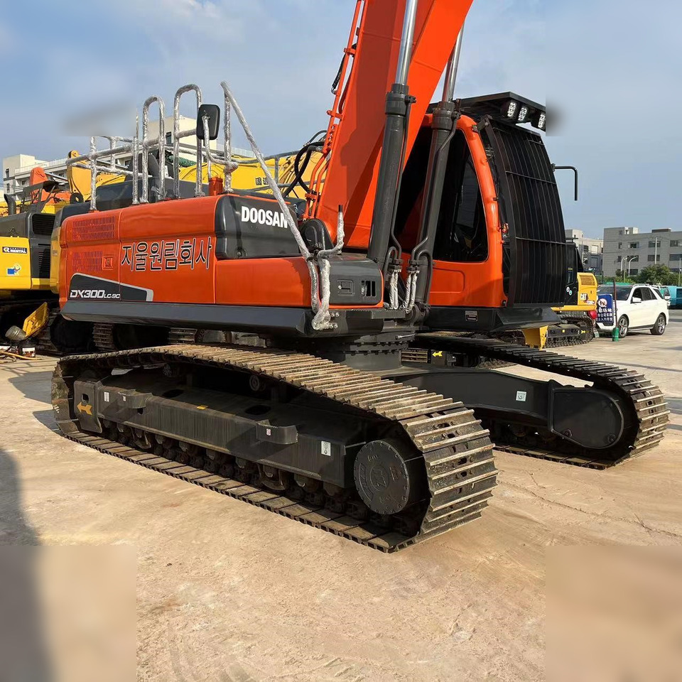 DOOSAN DX300 LC-9C - Ekskavator perayap: gambar 5 DOOSAN DX300 LC-9C - Ekskavator perayap: gambar 5