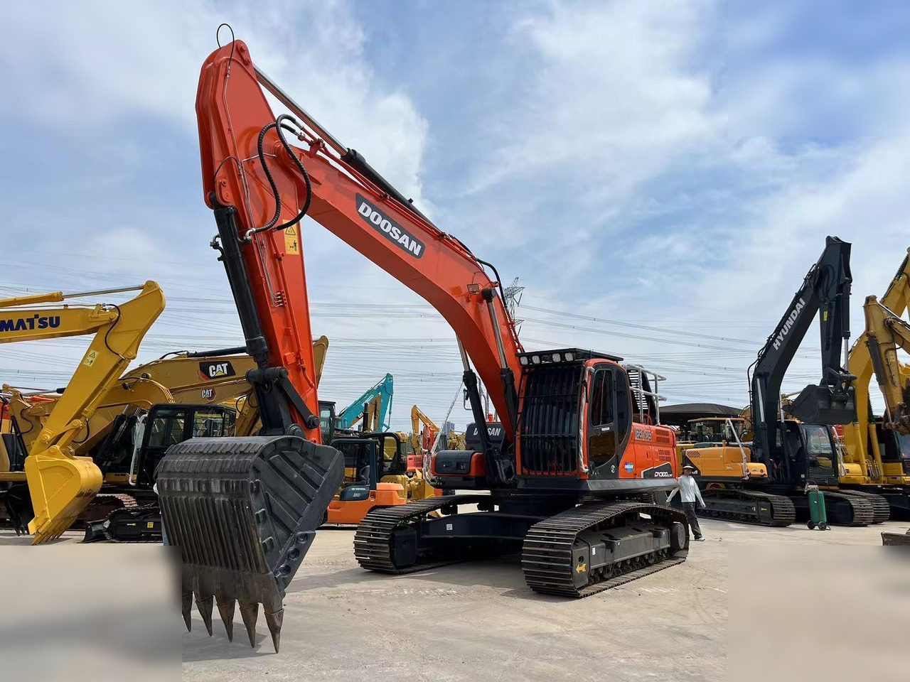 DOOSAN DX300 LC-9C - Ekskavator perayap: gambar 3 DOOSAN DX300 LC-9C - Ekskavator perayap: gambar 3