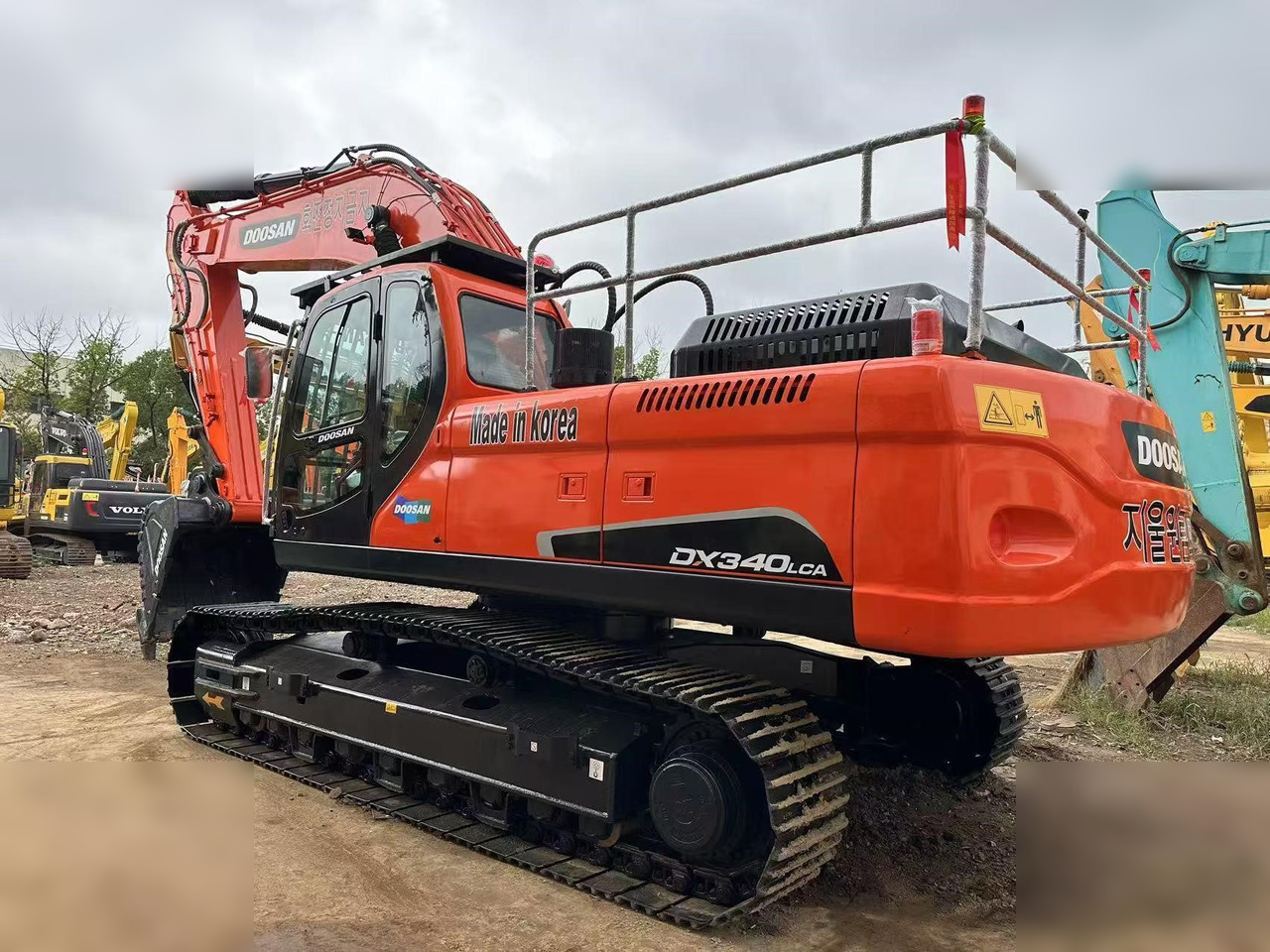 DOOSAN DX340 LC - Ekskavator perayap: gambar 5 DOOSAN DX340 LC - Ekskavator perayap: gambar 5