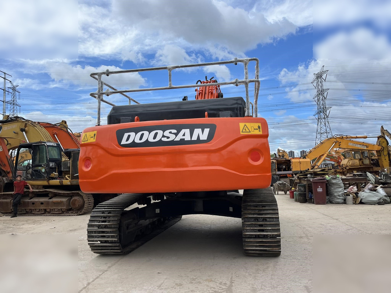 DOOSAN DX340 LCA - Ekskavator perayap: gambar 4 DOOSAN DX340 LCA - Ekskavator perayap: gambar 4