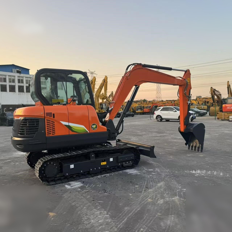 DOOSAN DX60E-10N - Ekskavator perayap: gambar 5 DOOSAN DX60E-10N - Ekskavator perayap: gambar 5