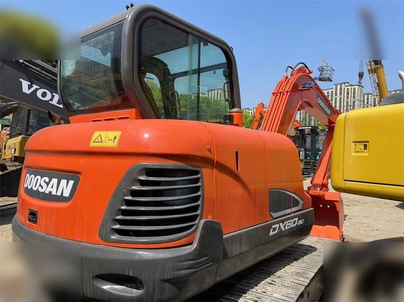 DOOSAN DX60E-9C - Ekskavator mini: gambar 3 DOOSAN DX60E-9C - Ekskavator mini: gambar 3