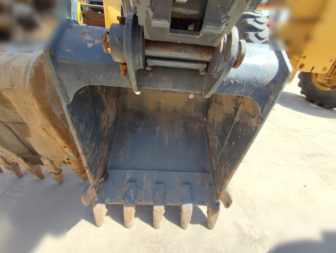 DOOSAN DX60W ECO - Ekskavator roda: gambar 3 DOOSAN DX60W ECO - Ekskavator roda: gambar 3