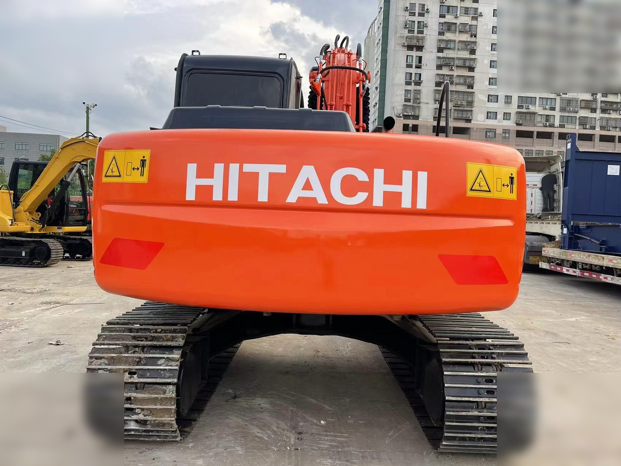 HITACHI ZX120 - Ekskavator perayap: gambar 3 HITACHI ZX120 - Ekskavator perayap: gambar 3