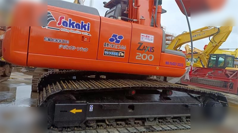 HITACHI ZX200 - Ekskavator perayap: gambar 3 HITACHI ZX200 - Ekskavator perayap: gambar 3