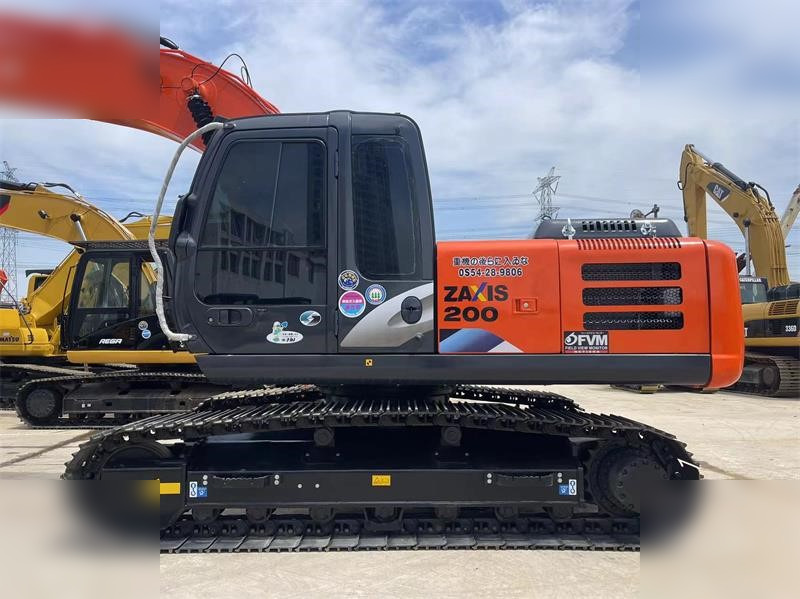 HITACHI ZX200 - Ekskavator perayap: gambar 5 HITACHI ZX200 - Ekskavator perayap: gambar 5